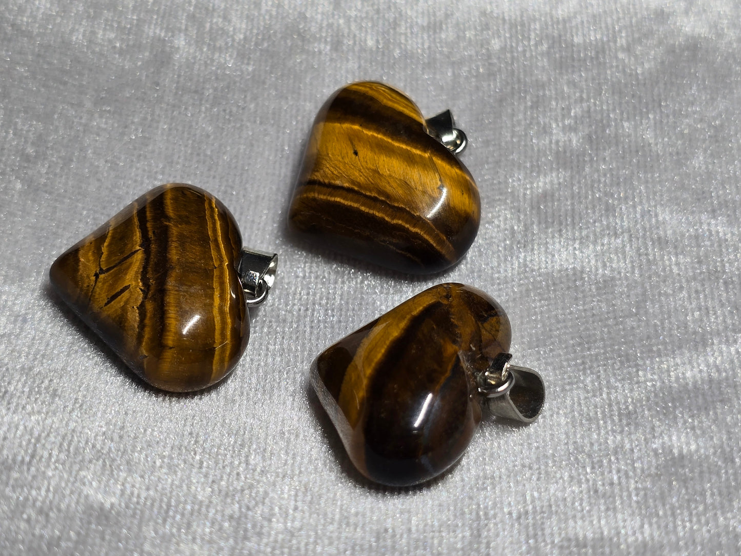 Natural Tiger Eye Chubby Heart Pendant