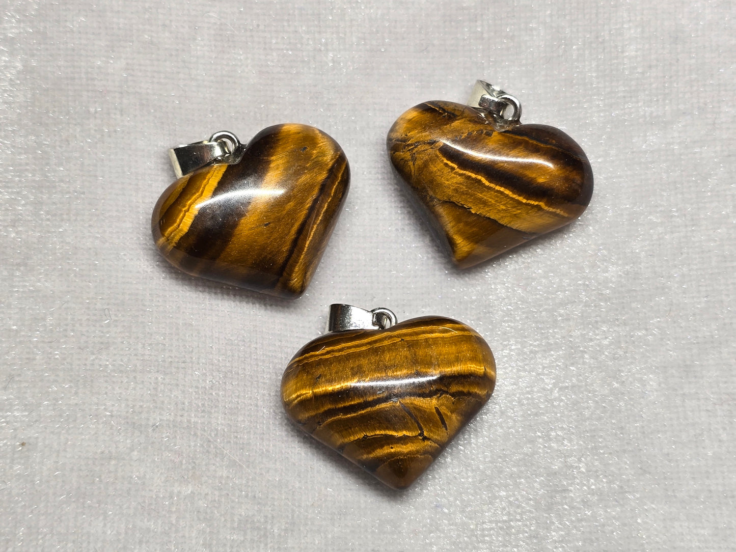 Natural Tiger Eye Chubby Heart Pendant